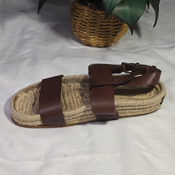 Yves Saint Laurent Brown Leather Sandals main image 14